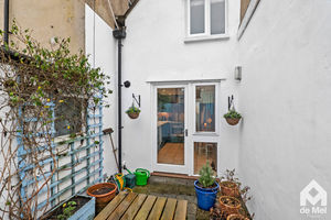 Photo 9- click for photo gallery